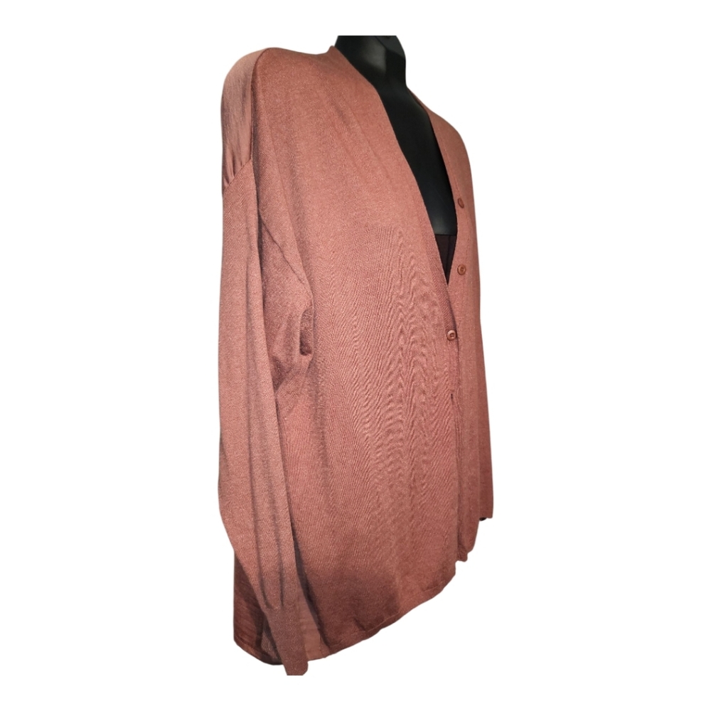 So Pretty NWT Light Sweater